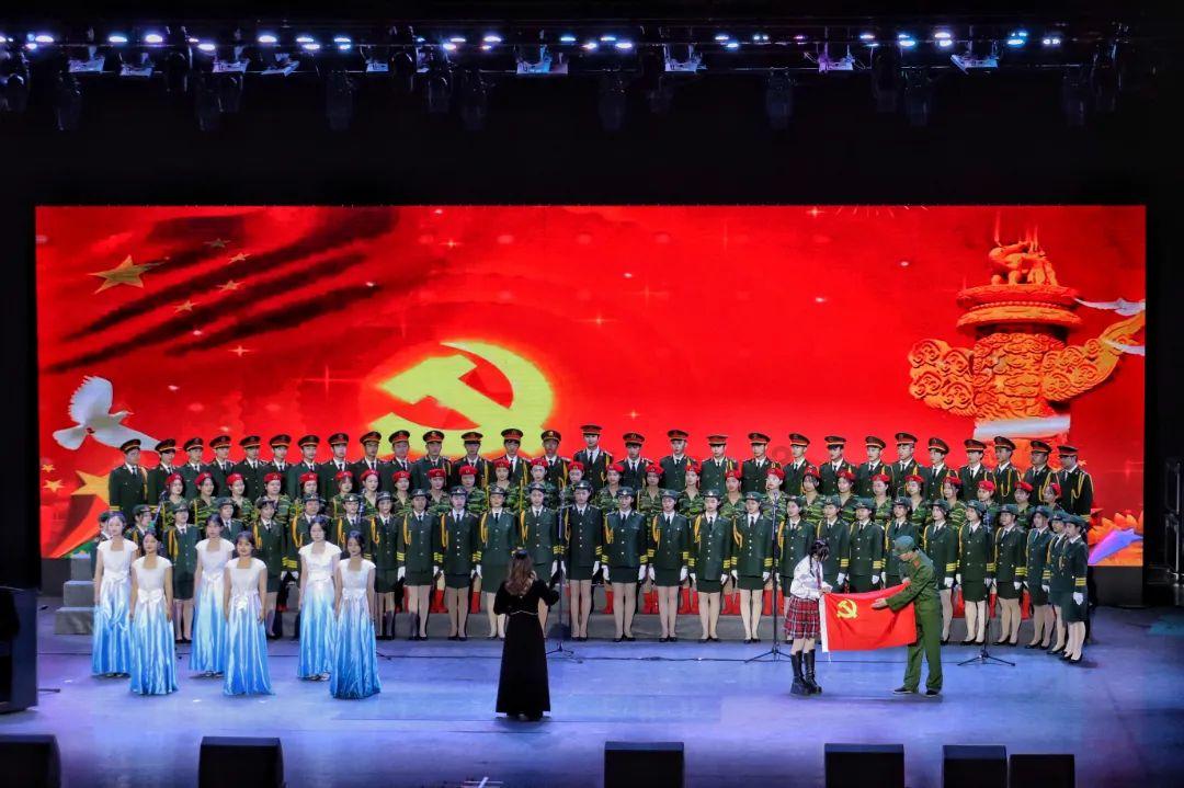 他暗恋她,她突然加他备注说不加算了,只是有事情才加的,他就不想通过?说又不是找我才加的,是有事情?-专业问答交流平台